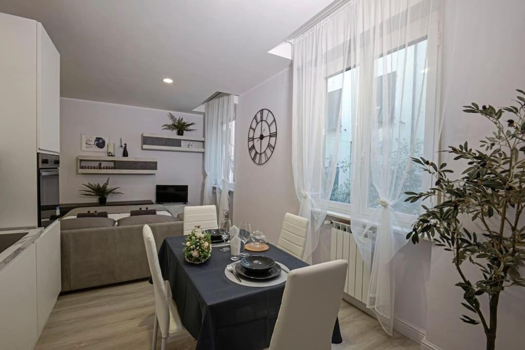 Suite In Centro Storico Porto Di Savona-Spiagge Екстер'єр фото