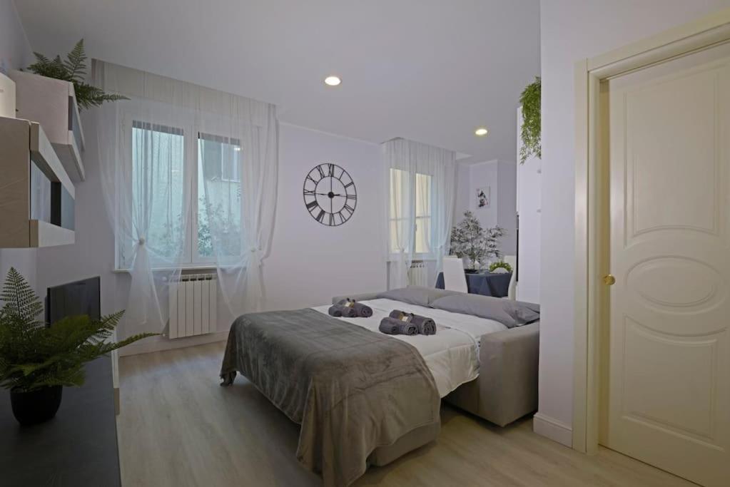 Suite In Centro Storico Porto Di Savona-Spiagge Екстер'єр фото